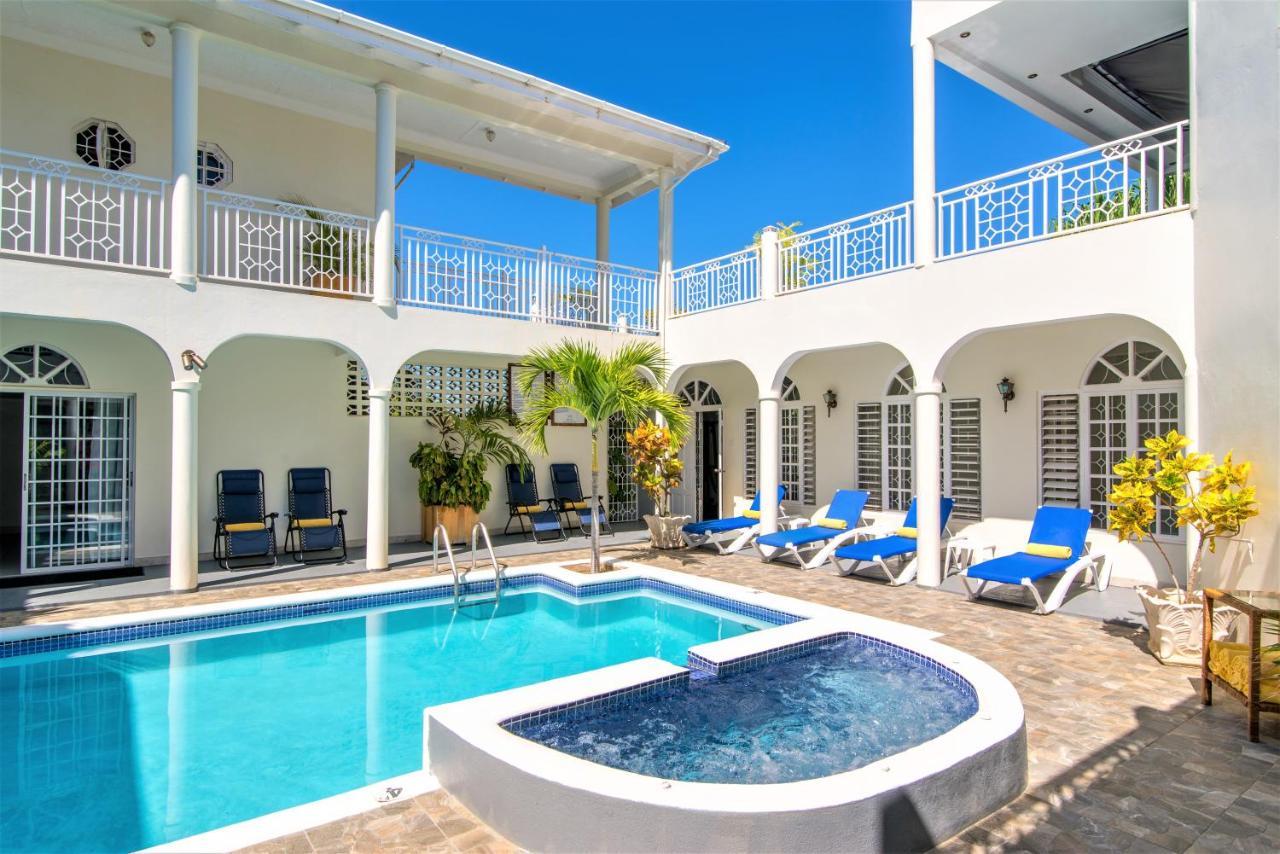 Mais Oui Villa Discovery Bay Buitenkant foto